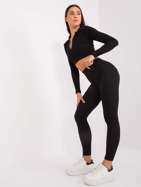 Hurtownia Czarne sportowe legginsy basic w prążek