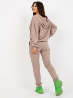 Hurt Ciemnobeżowy damski komplet casualowy z aplikacją