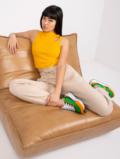 Beżowe spodnie dresowe basic slim fit Julia