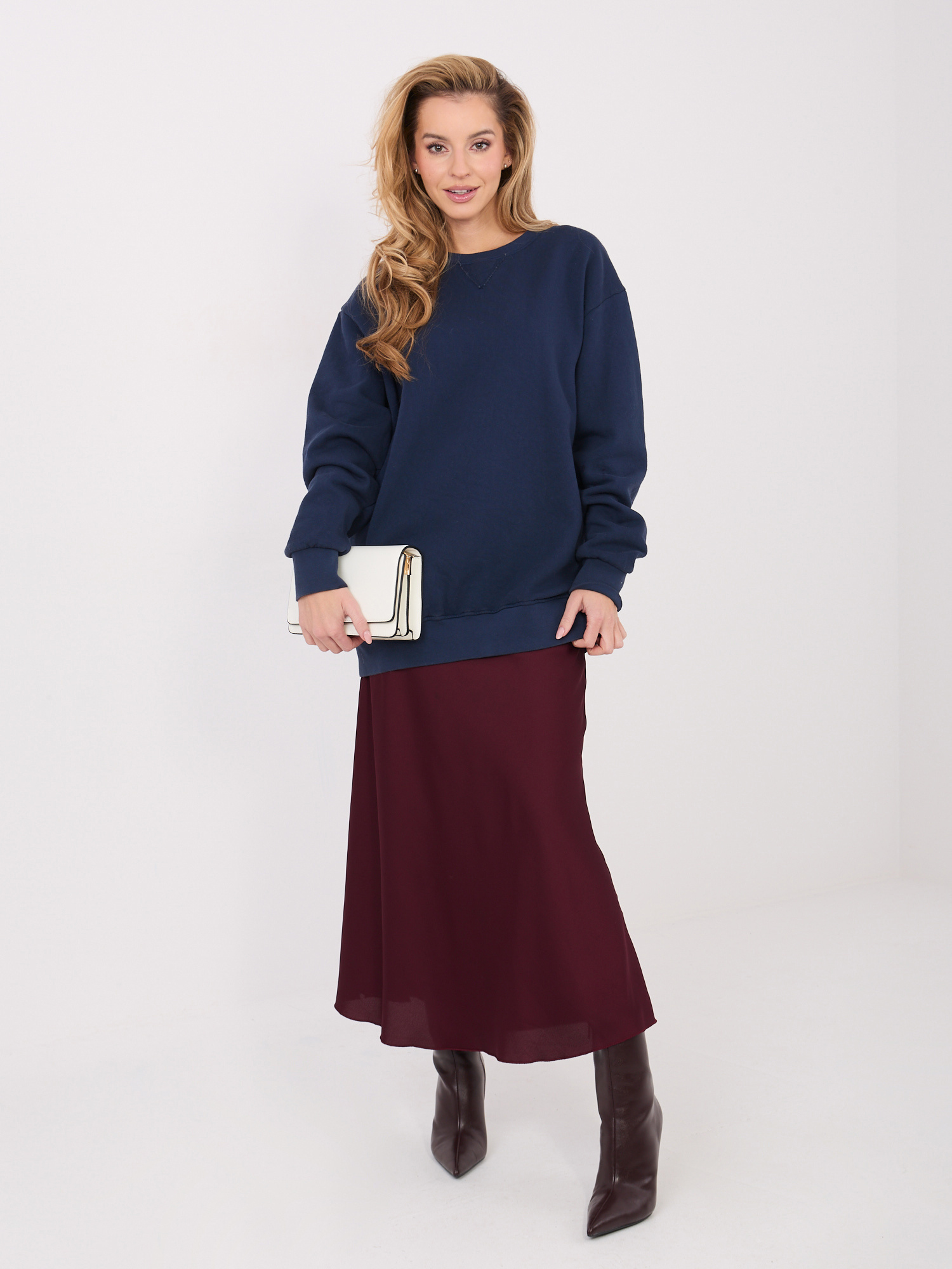 Granatowa bluza basic z okrągłym dekoltem