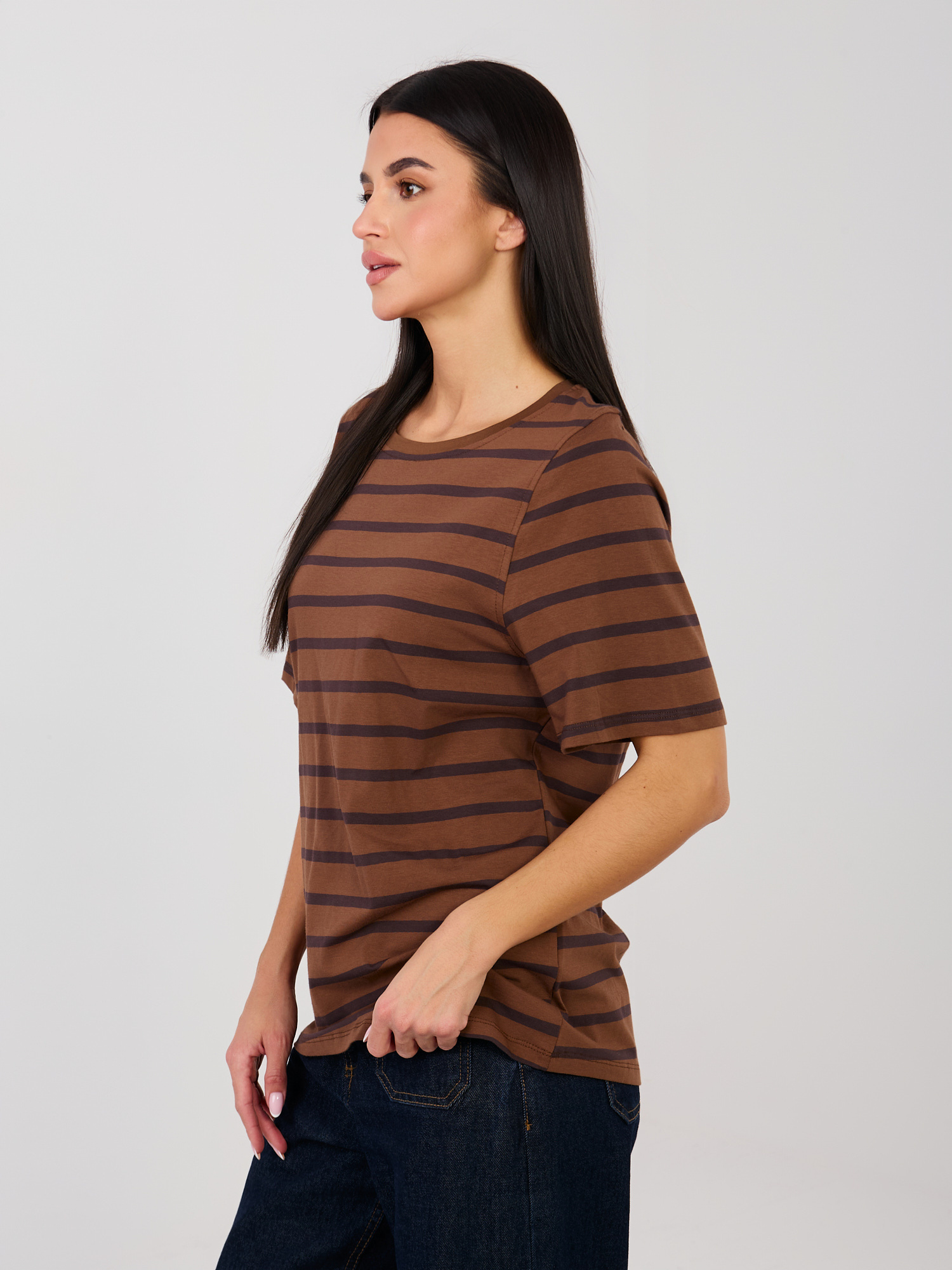 T-shirt brązowy