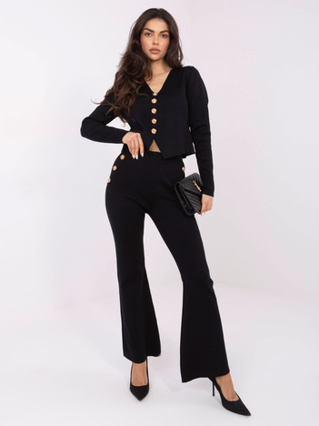 Czarny dzianinowy komplet z rozpinanym swetrem