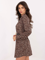 Beżowo-czarna mini sukienka w panterkę 