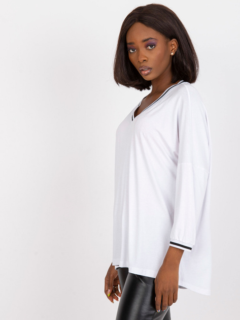 Biała bluzka na co dzień basic o luźnym kroju