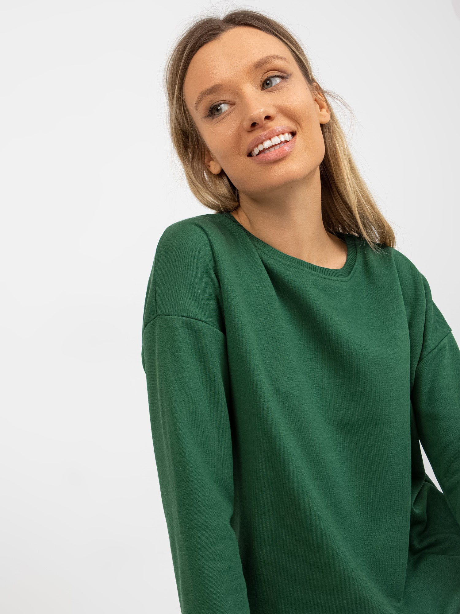 Hurtownia Ciemnozielona długa bluza basic z bawełny  