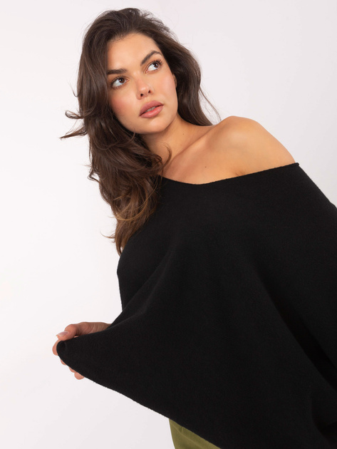 Czarny sweter nietoperz z krótkim rękawem