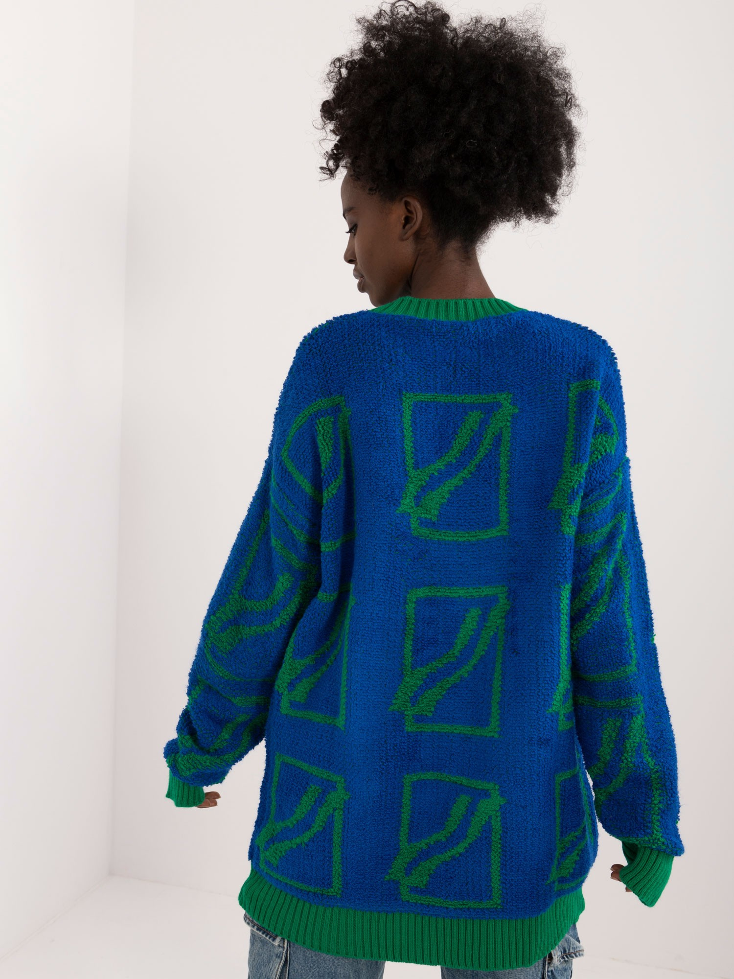 Sweter ciemny niebieski
