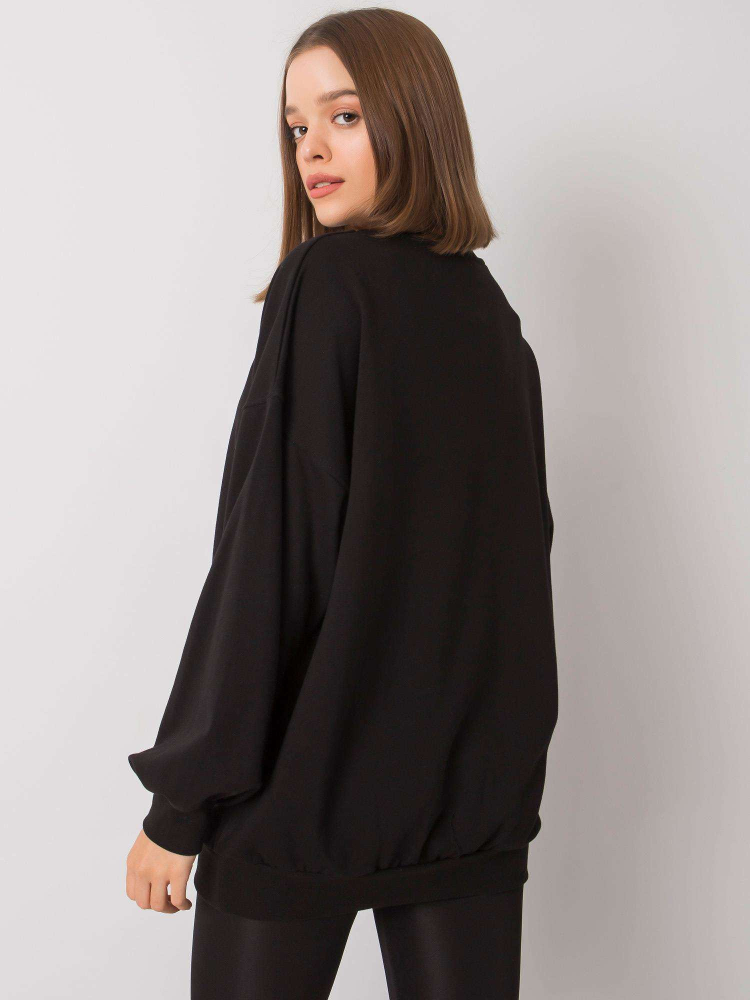 Black sweatshirt with the inscription Adelynn
