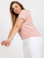 Brudnoróżowy damski t-shirt plus size z napisem