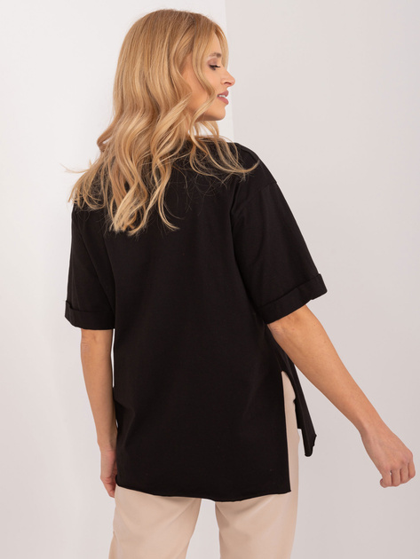 Hurtownia Czarny t-shirt oversize z aplikacją misia