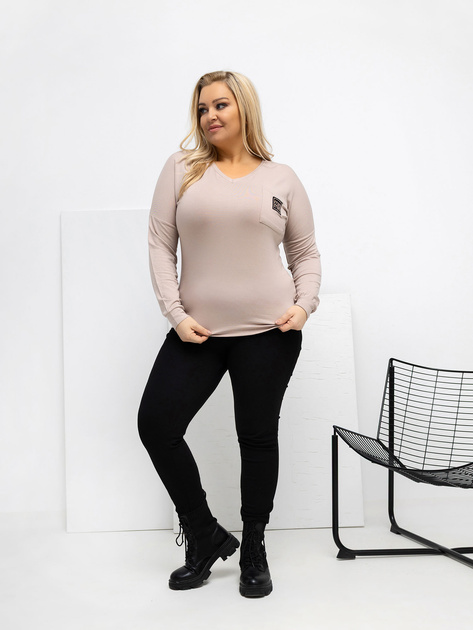 Beżowa bluzka plus size z dekoltem V