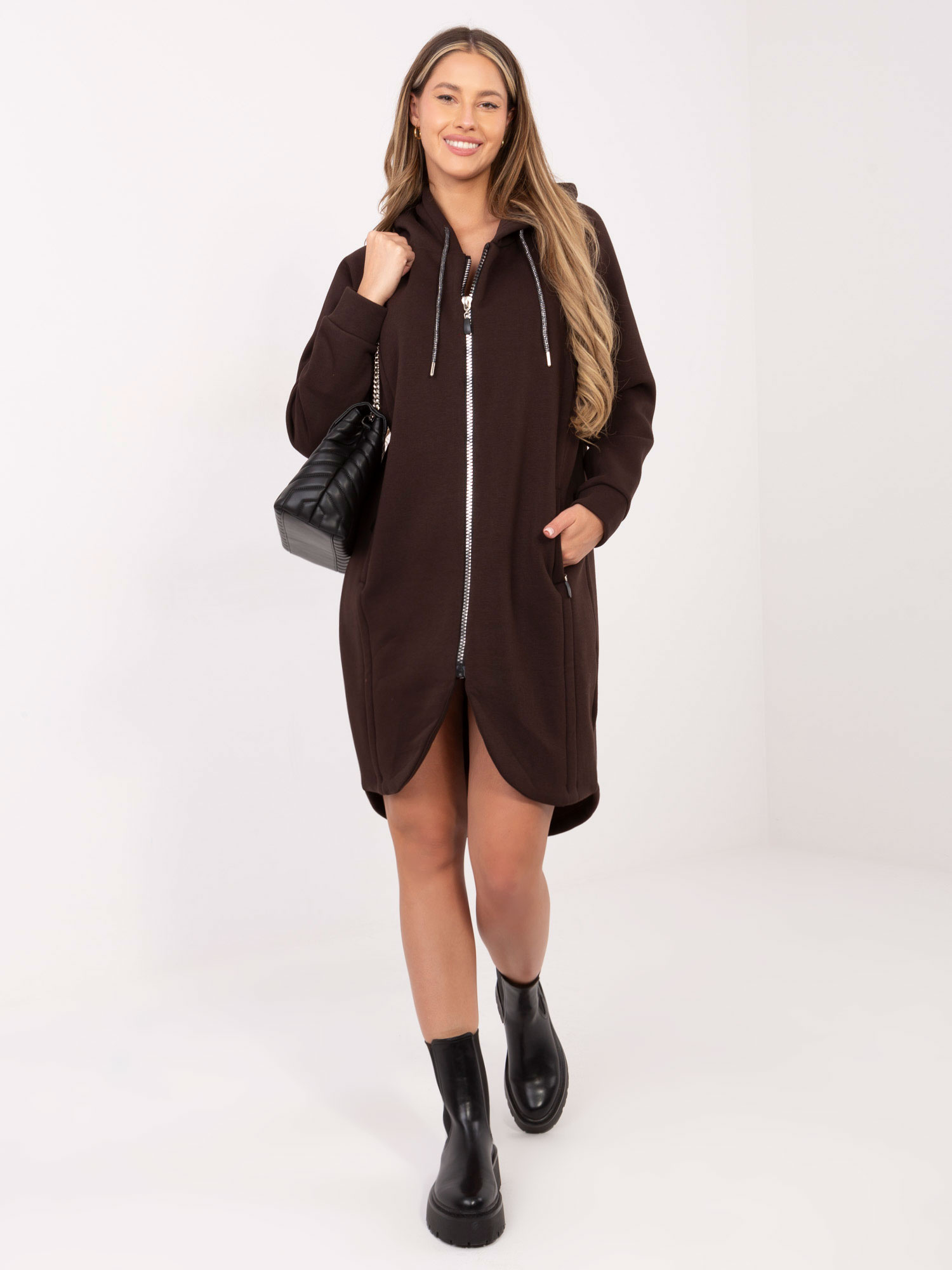 Chocolate zip-up sweatshirt with insulation.