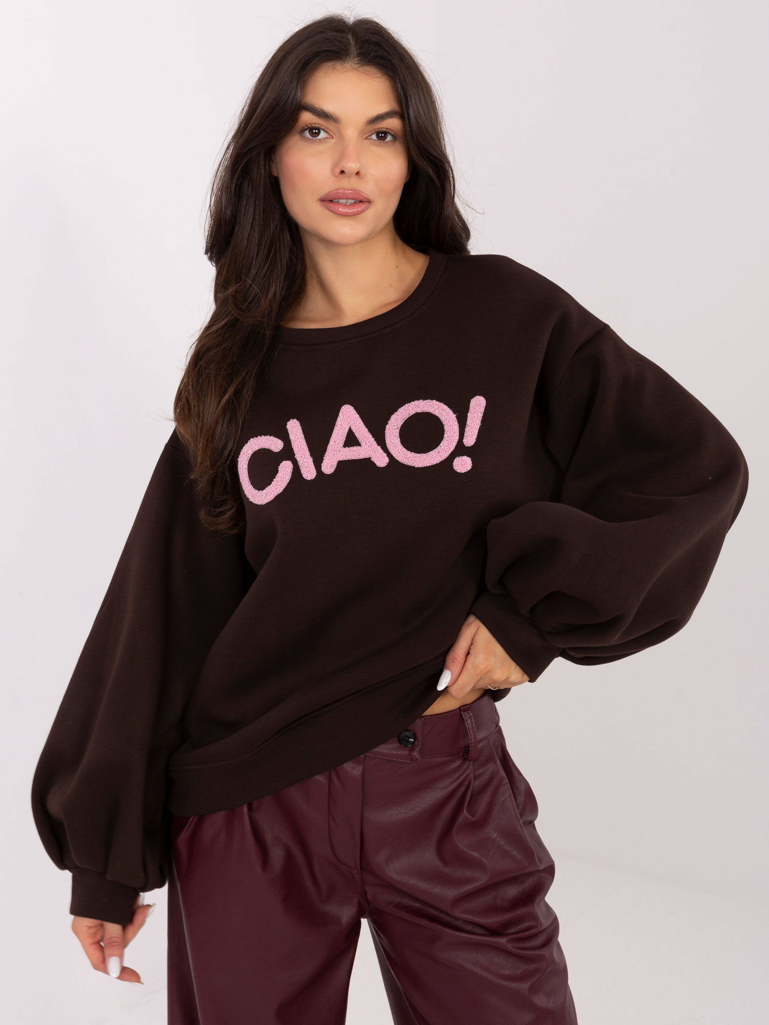 Ciemnobrązowa bluza oversize z napisem RUE PARIS 