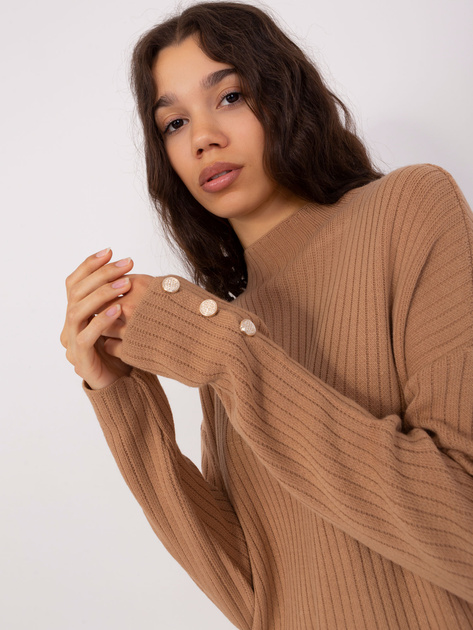 Hurt Camelowa sukienka dzianinowa z guzikami przy rękawach