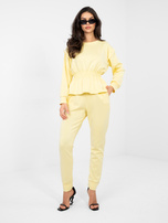 Pastelowy żółty komplet ze spodniami typu jogger RUE PARIS