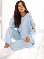 Jasnoniebieski komplet ze spodniami typu jogger RUE PARIS 