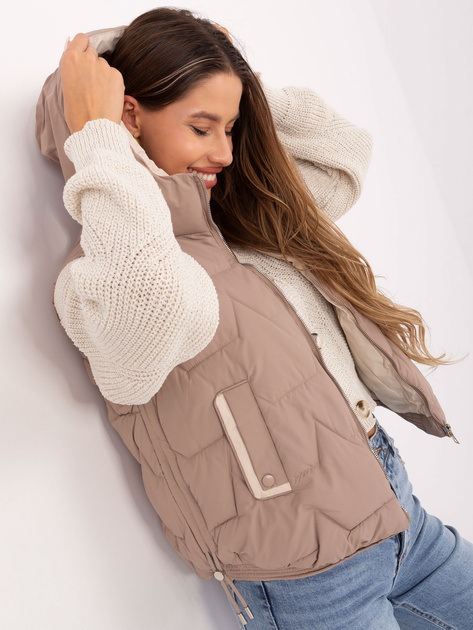 Ciemnobeżowa krótka kamizelka z kapturem