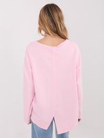 Jasnoróżowa bluza z ozdobnym przeszyciem