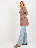 Hurt Brudnoróżowy płaszcz o kroju marynarki z gumką w pasie