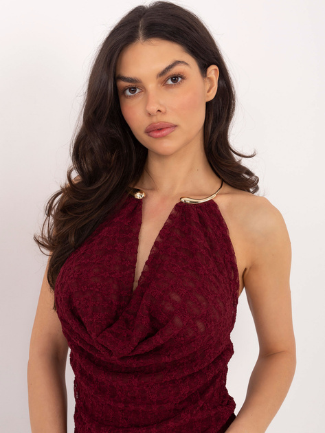 Burgundowy koronkowy top z lejącym dekoltem