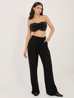 Czarne dresowe spodnie z marszczoną talią RUE PARIS