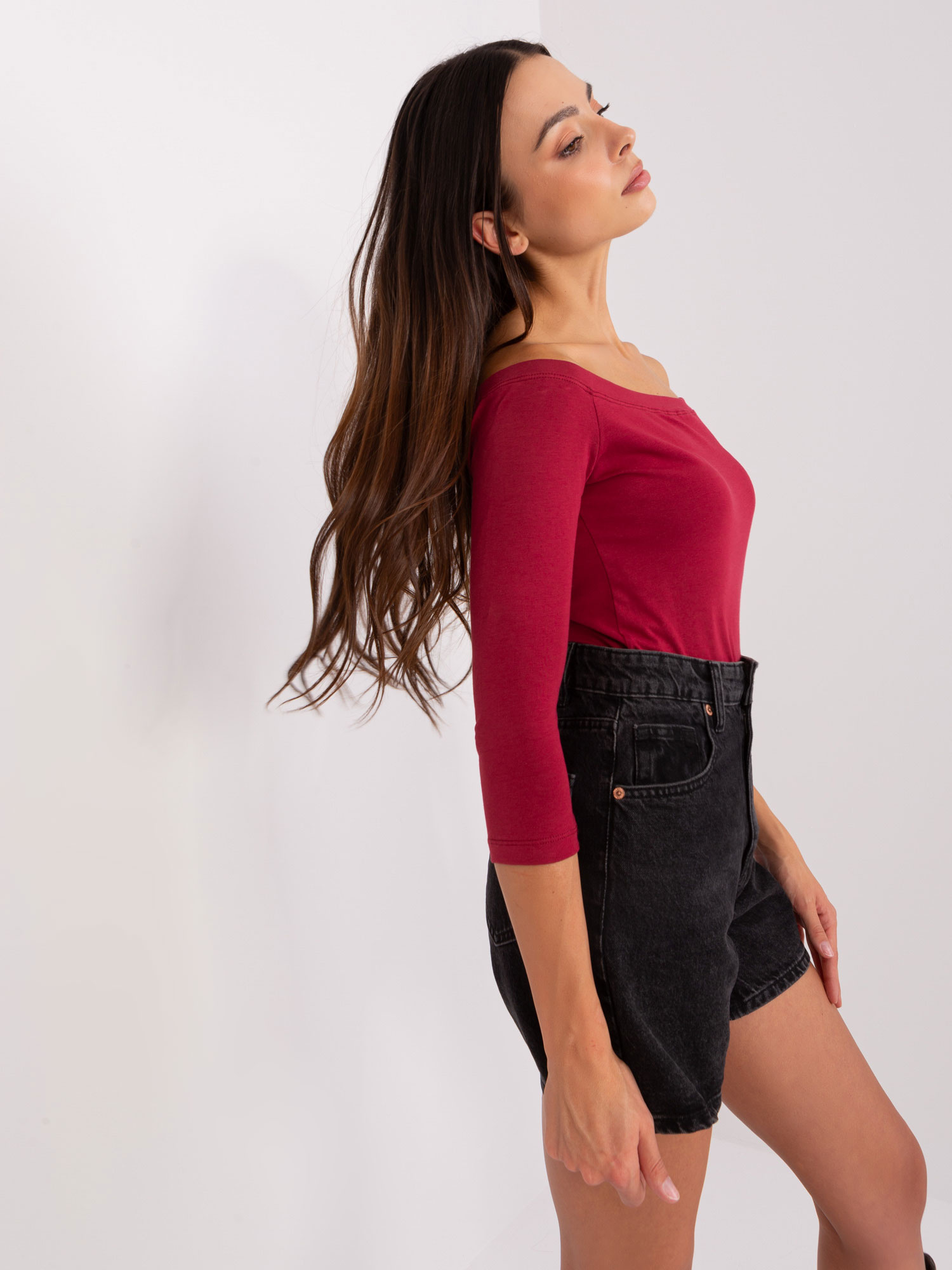 Bordowa dopasowana bluzka hiszpanka BASIC FEEL GOOD