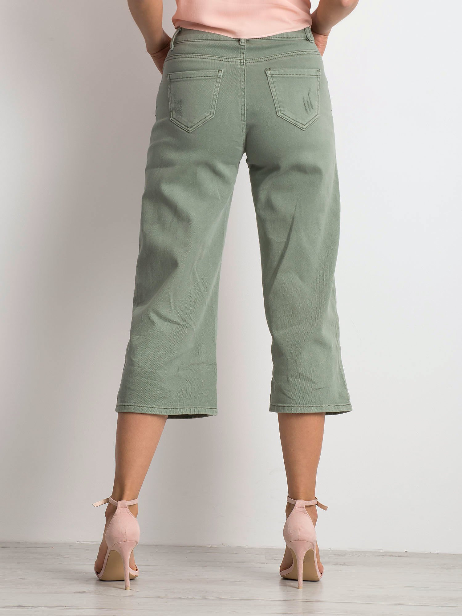 Khaki Jeans Gründe