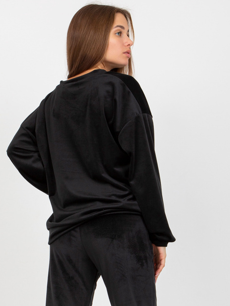 Hurt Czarna gładka bluzka welurowa z dekoltem V RUE PARIS