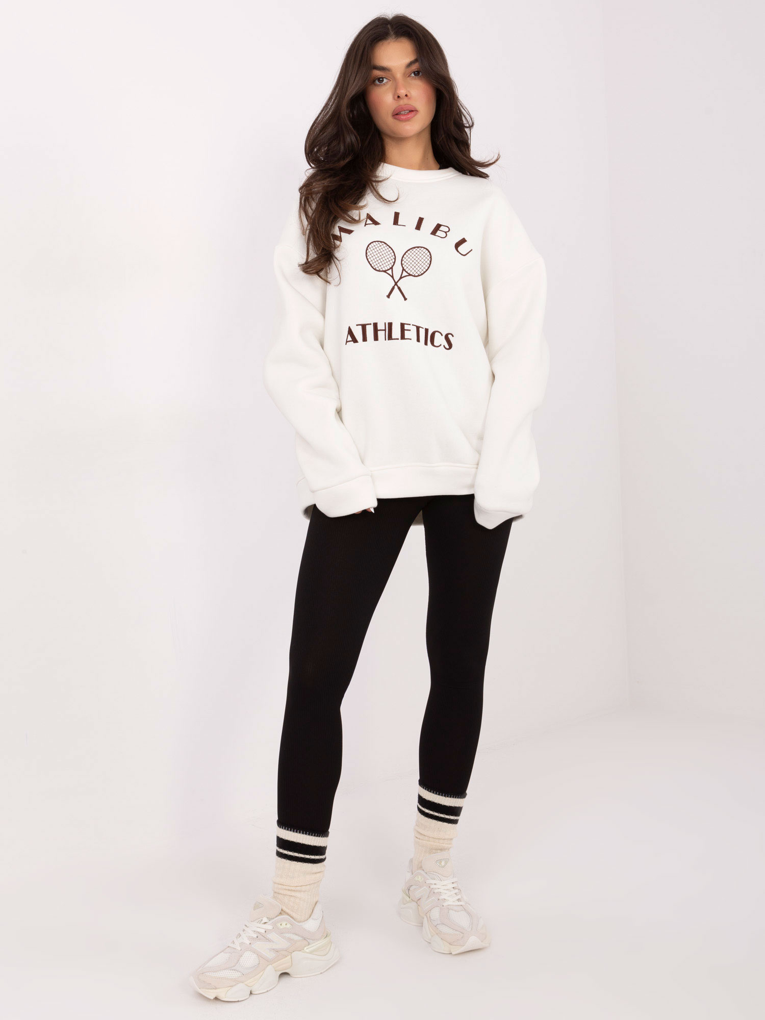 Ecru dresowa bluza oversize bez kaptura 