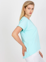 Miętowy t-shirt plus size ze złotym napisem 