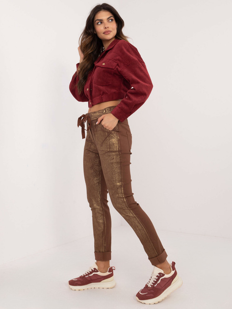 Hurtownia Brązowe damskie spodnie materiałowe z połyskiem