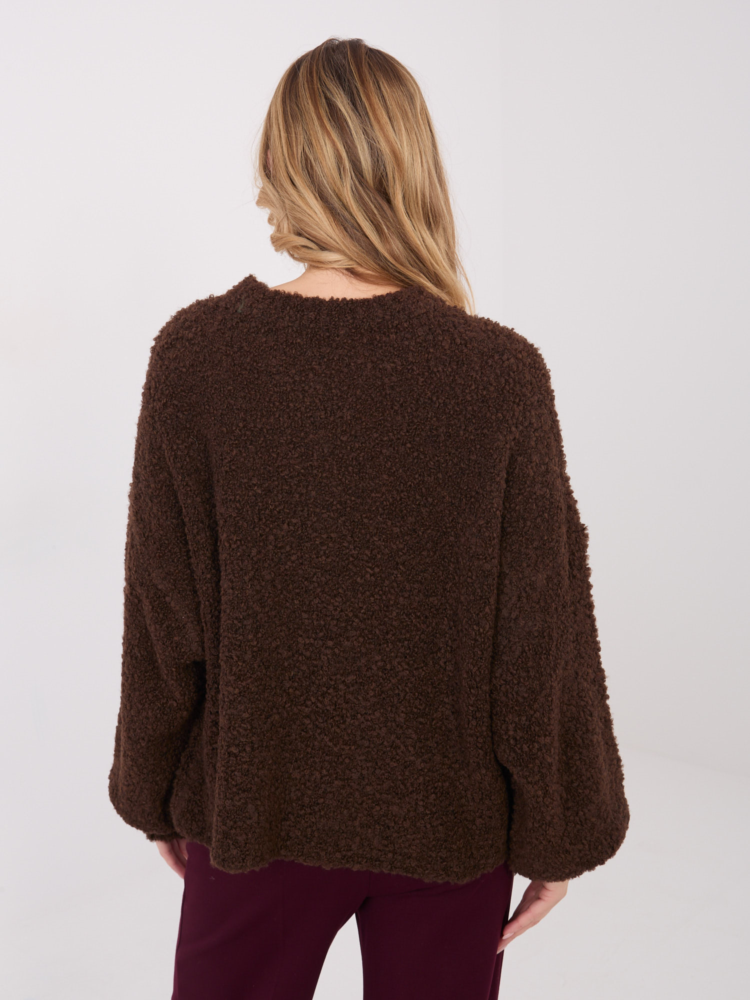 Sweter ciemny brązowy