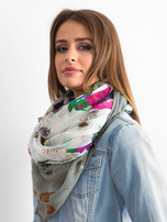 Biało-szara chusta we wzór kwiatów