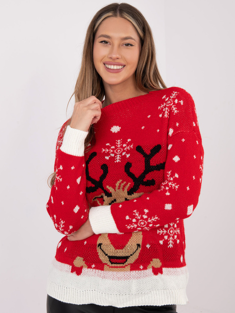 Czerwony świąteczny sweter w śnieżynki