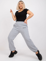 Graue Melange Sweatpants in Übergröße mit Taschen Banni.