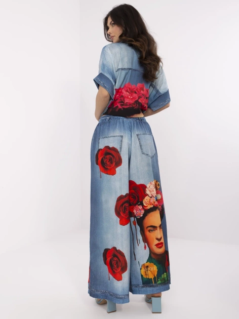 Niebieskie damskie spodnie palazzo z nadrukiem