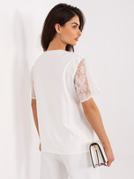 Biała wizytowa bluzka z tiulową wstawką