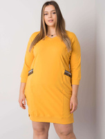 Żółta sukienka plus size z kieszeniami Susan 