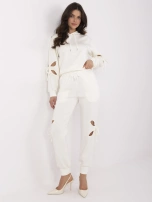 Ecru women's set with a viscose blend.