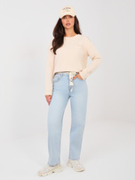 Hellblaue Jeans-Ballonhose mit Gürtel.