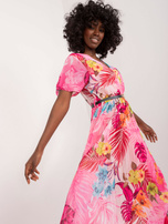 Hurt Różowa sukienka we wzory z krótkim rękawem