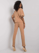 Camelowy komplet bawełniany z aplikacją Jane RUE PARIS