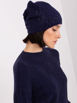 Hurt Granatowa czapka dzianinowa z aplikacją 
