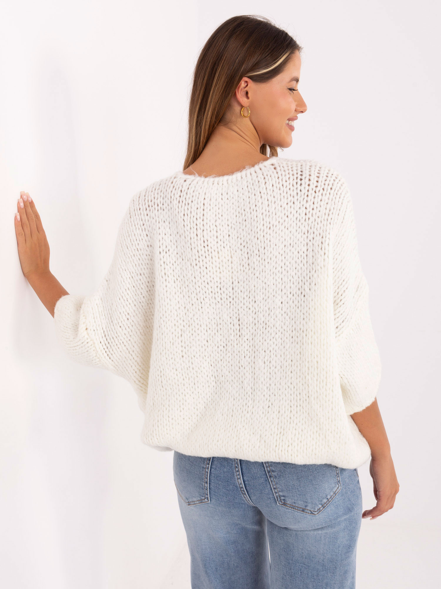 Sweter ecru