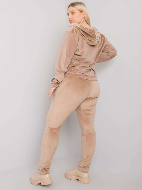 Beżowy welurowy komplet plus size Michell