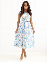 Jasnoniebieska elegancka sukienka bez rękawów