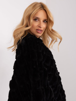 Hurtownia Czarne zimowe poncho damskie 