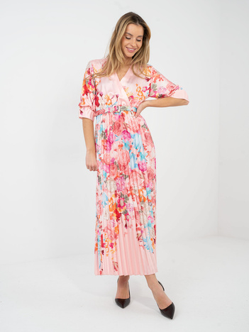 Jasnoróżowa satynowa sukienka w kwiaty  