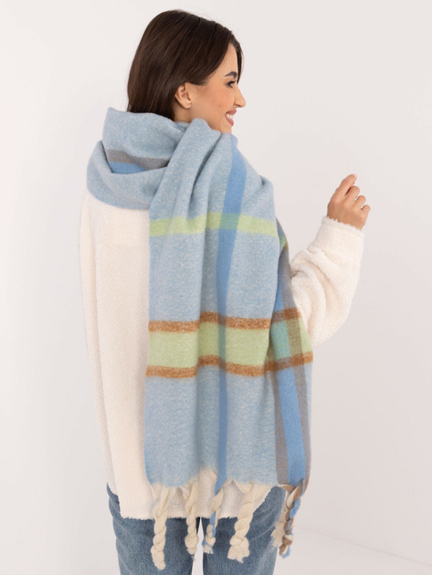 Hurtownia Jasnoniebieski ciepły szal w kratę