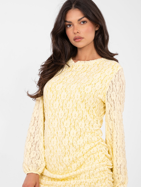 Jasnożółta koronkowa sukienka z drapowaniem